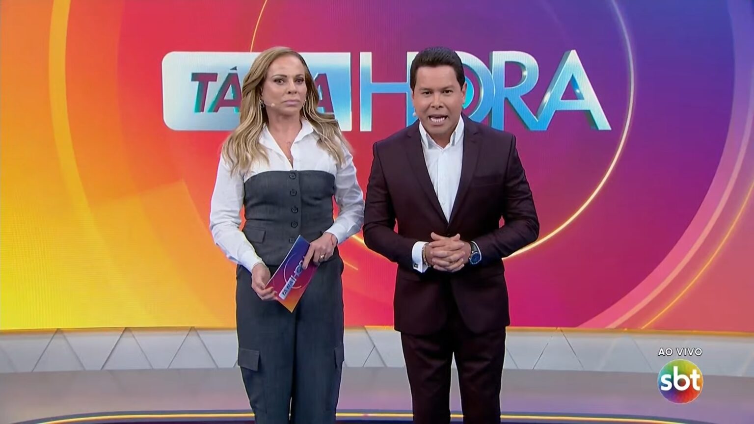 T Na Hora De Vencer O Datena Novo Jornal Do Sbt Surpreende E Vence O