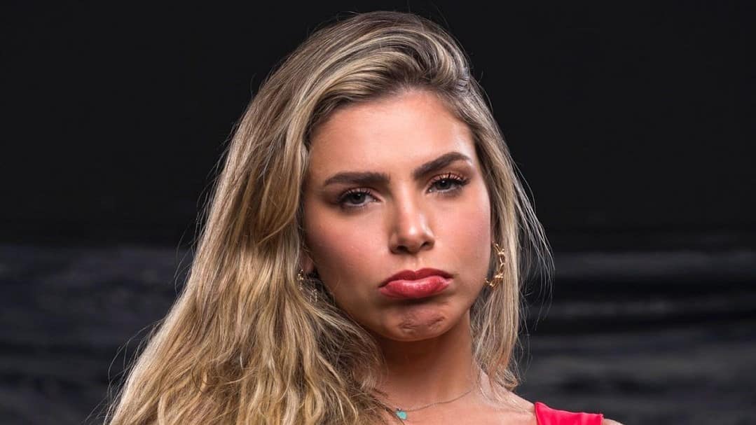 Ex bailarina do Faustão expõe drama por não ser paquerada Menos