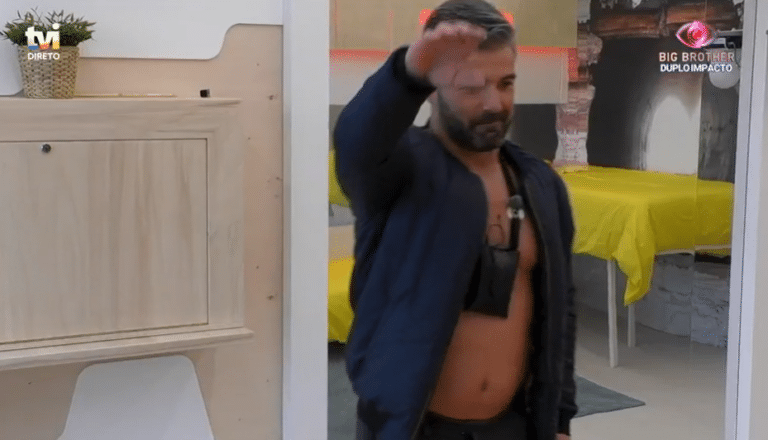 Hélder foi expulso do Big Brother de Portugal (foto: Reprodução/TVI)