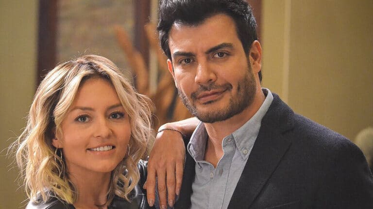 Em Império de Mentiras, Angelique Boyer interpreta Elisa e Andrés Palacios dá vida a Leonardo Velasco (foto: Divulgação/Televisa)