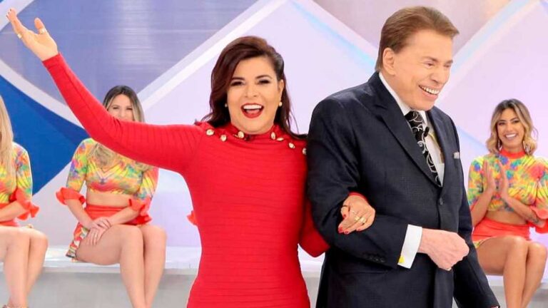 Silvio Santos decidiu reconduzir Mara Maravilha ao comando do Fofocalizando (foto: Divulgação/SBT)