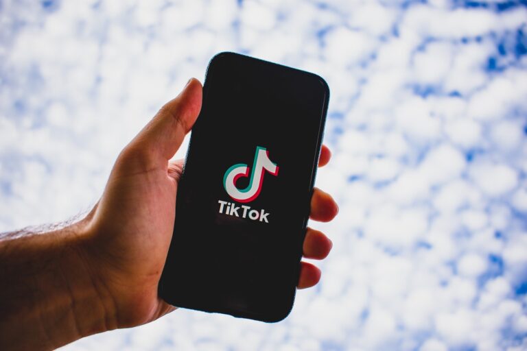 TikTok acabou se tornando responsável por uma revolução na indústria musical (foto: Divulgação)