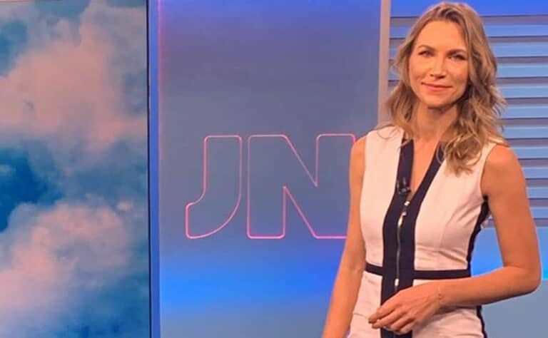 Titular do tempo no Jornal Nacional, Anne Lottermann já sofreu com comentários maldosos de colegas (foto: Reprodução)