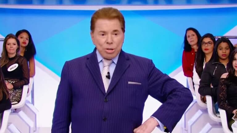 Imunizado e em casa, Silvio Santos ataca novamente (foto: Reprodução/SBT)