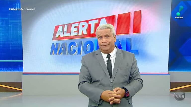 Apresentador do Alerta Nacional, Sikêra Jr. foi à Justiça contra líder LGBTQIA+ (foto: Reprodução/RedeTV!)