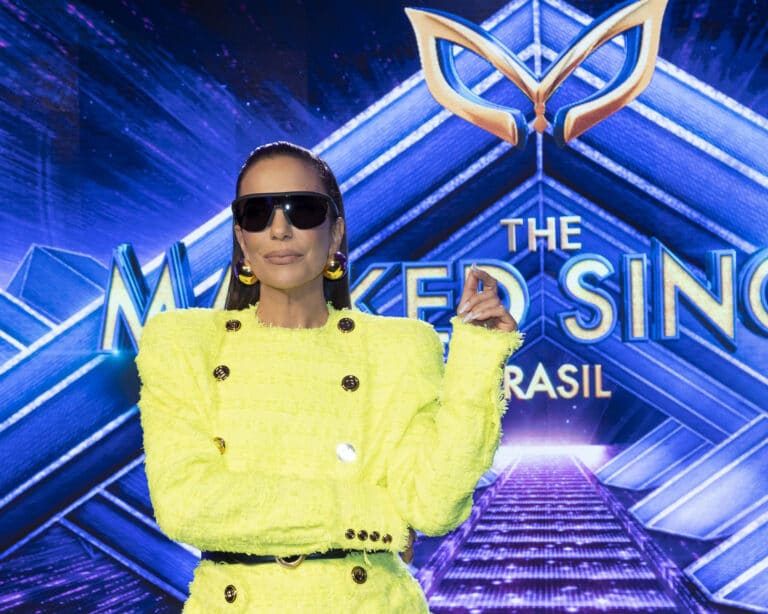 Ivete Sangalo apresenta o The Masked Singer Brasil (foto: Globo/Kelly Fuzaro)