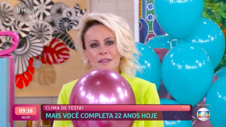 Imagem da apresentadora Ana Maria Braga emocionada no Mais Você