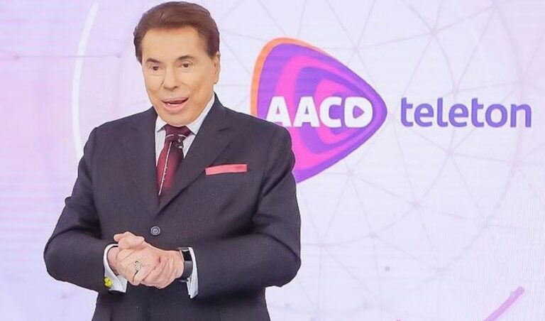 O apresentador Silvio Santos no estúdio do Teleton