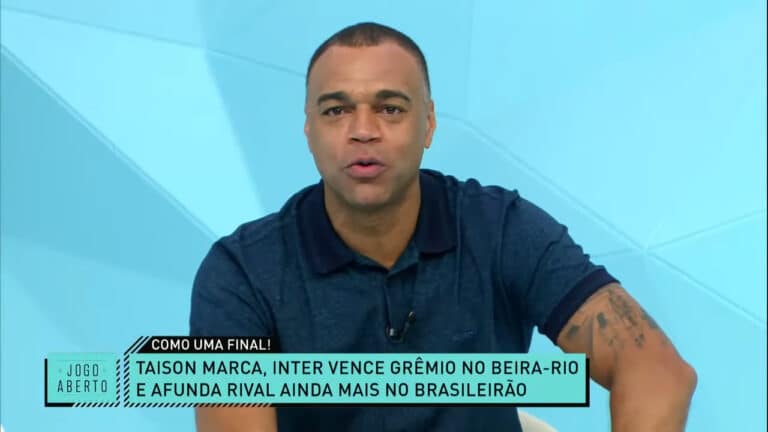 Imagem com foto do ex-jogador Denílson no Jogo Aberto