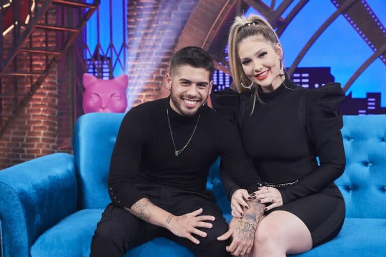 Imagem com foto de Zé Felipe e Virgínia no programa Lady Night