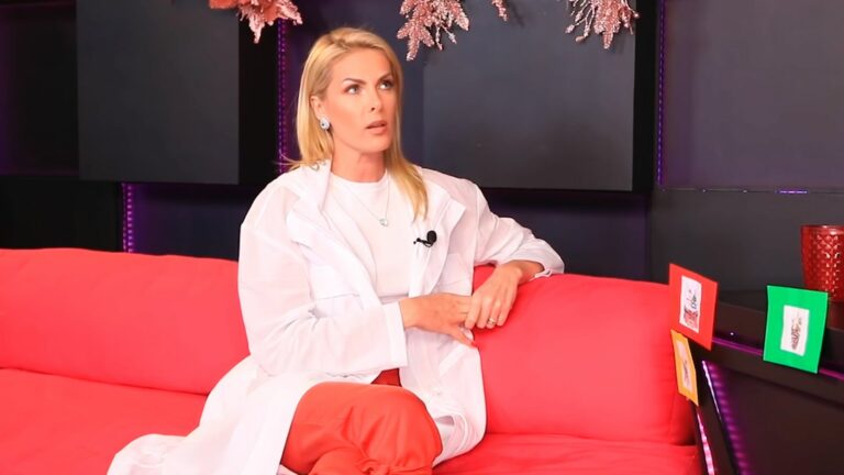 A apresentadora Ana Hickmann relembrou o meme da sala gigante