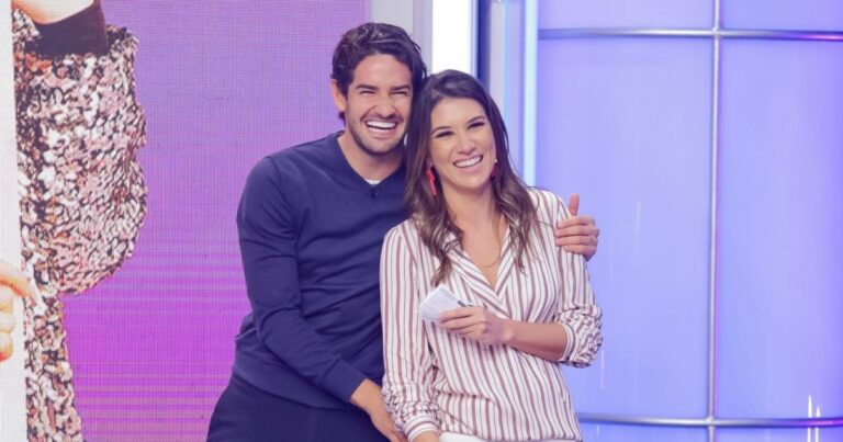 Rebeca Abravanel esteve no Programa Silvio Santos e falou sobre os hábitos de higiene de Alexandre Pato