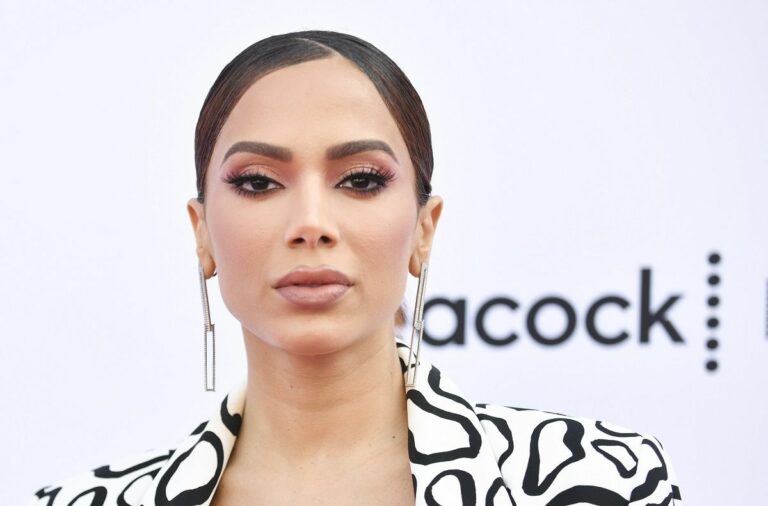 Anitta criticou a guerra entre Ucrânia e Rússia