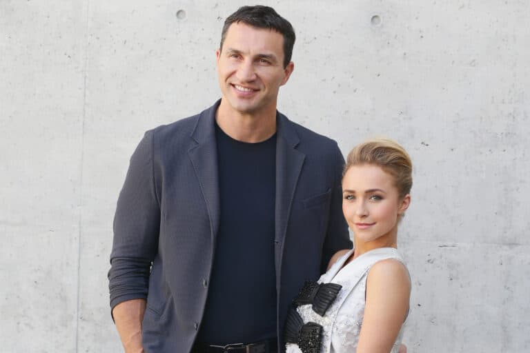 Hayden Panettiere pede orações ao povo da Ucrânia; ex-marido, Wladimir Klitschko, está no país