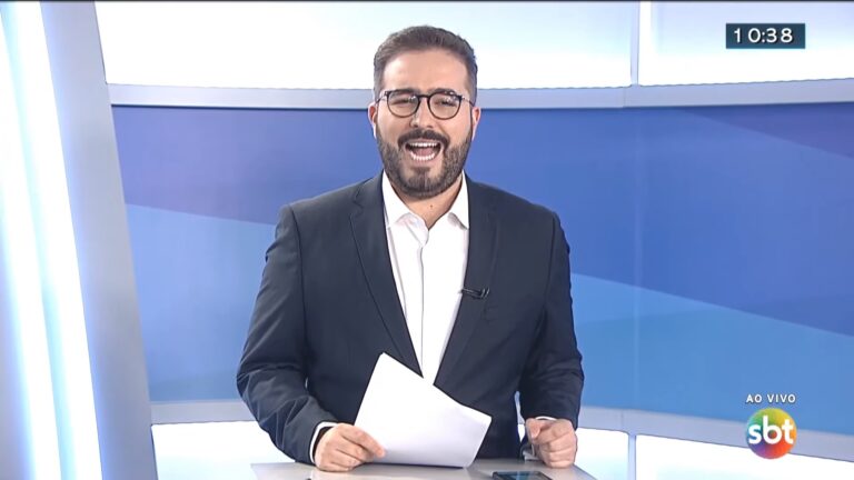 Foto do apresentador Felipe Malta, do SBT