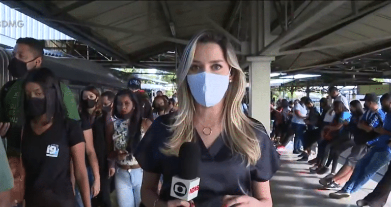 Foto da jornalista Cláudia Mourão, da TV Globo