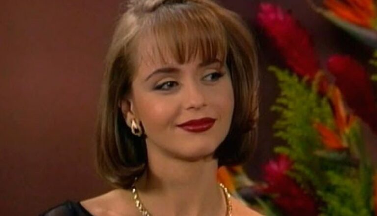 Imagem com foto de Paola Bracho, vilã de A Usurpadora interpretada por Gabriela Spanic