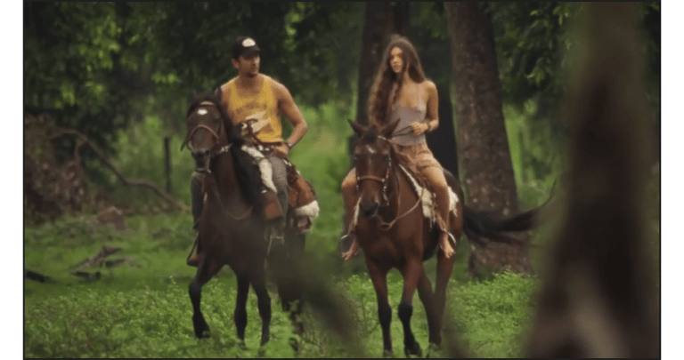 Zé Lucas leva Juma para um passeio e fala mal de Jove em Pantanal