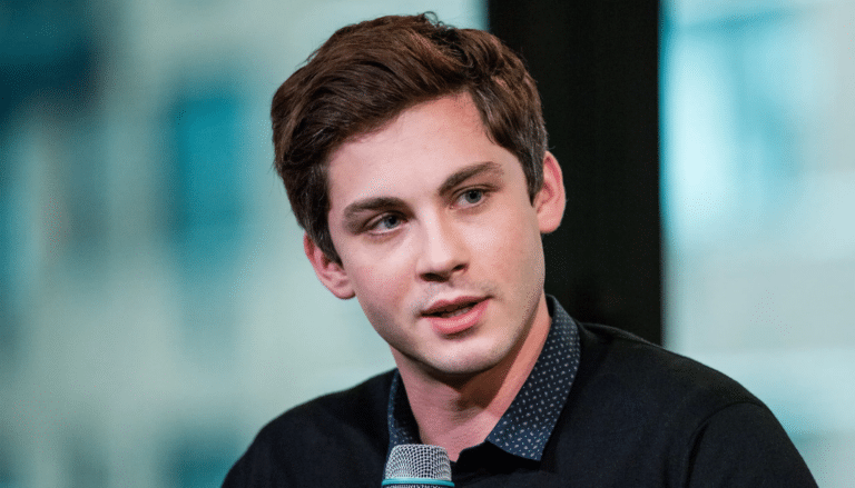 Foto do ator Logan Lerman