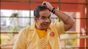 Imagem com foto do ator Leandro Hassum, protagonista de Família Paraiso, da Globo