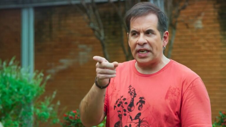 Leandro Hassum é o protagonista de Família Paraíso