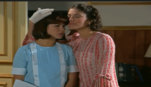 Olga se finge de amiga de Celina para acabr com Ana Francisca em Chocolate com Pimenta