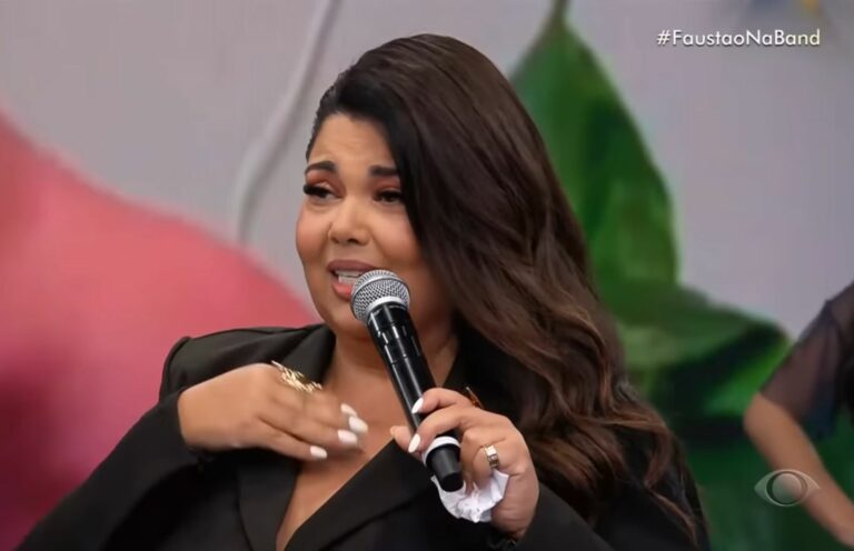 Foto da ex-atriz da Globo, Fabiana Karla esteve no programa do Faustão na Band