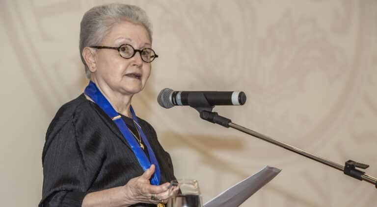 Foto da autora Maria Adelaide Amaral, da Globo