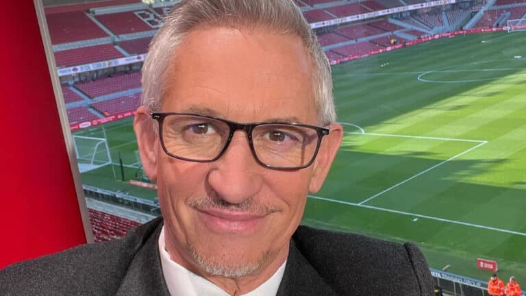 Imagem com foto do comentarista e ex-jogador Gary Lineker, que foi surpreendido com o "gemidão do zap"