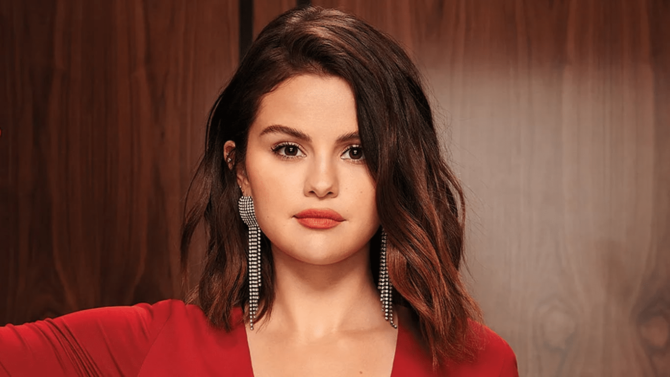 Selena Gomez Desabafa E Revela Motivo De Seu Aumento Repentino De Peso