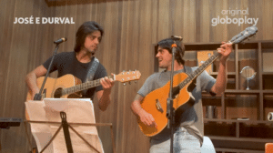 Foto de Rodrigo Simas e Felipe Simas, que vão interpretar Chitãozinho e Xororó