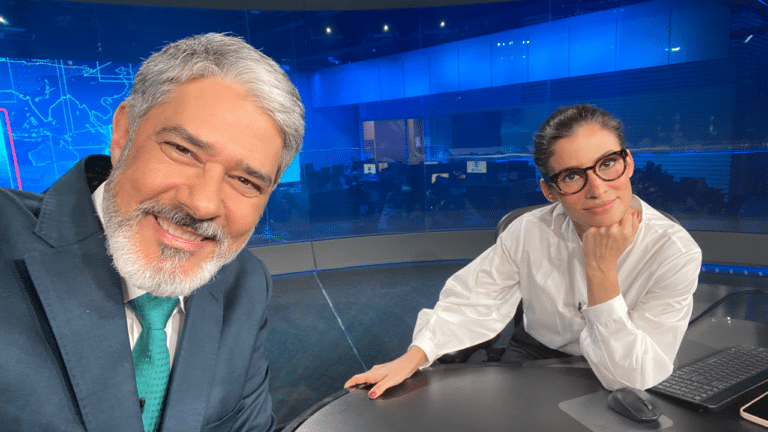 Imagem com foto de William Bonner e Renata Vasconcellos, âncoras do Jornal Nacional