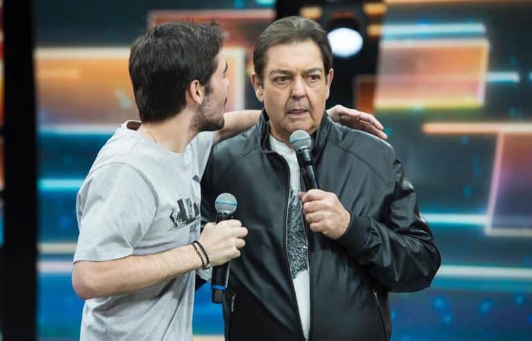 Foto de Faustão e João Guilherme, filho de Faustão