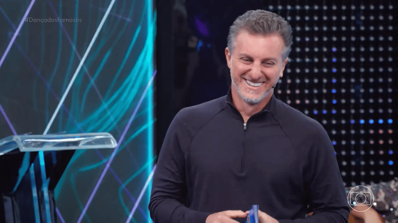 Luciano Huck vira motivo de piada após citar canal de conteúdo adulto na  Globo