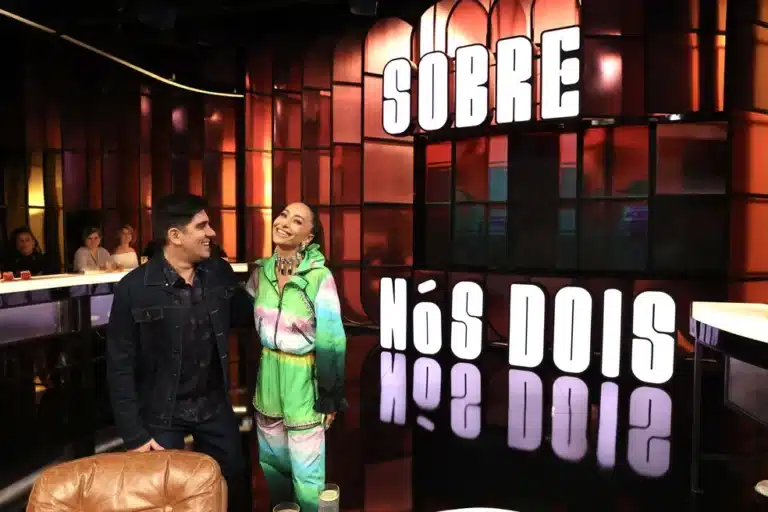 Foto de Sabrina Sato e Marcelo Adnet em novo programa da Globo