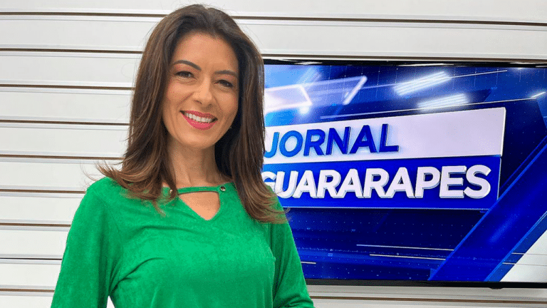 Imagem com foto da jornalista Meiry Lanunce, apresentadora da Record em Pernambuco