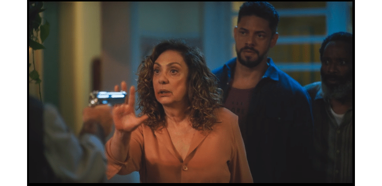 Agatha negocia com Antonio para evitar uma tragédia em Terra e Paixão