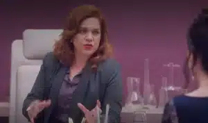 Helena se nega a dar um emprego para Renée e Tony em Elas por Elas