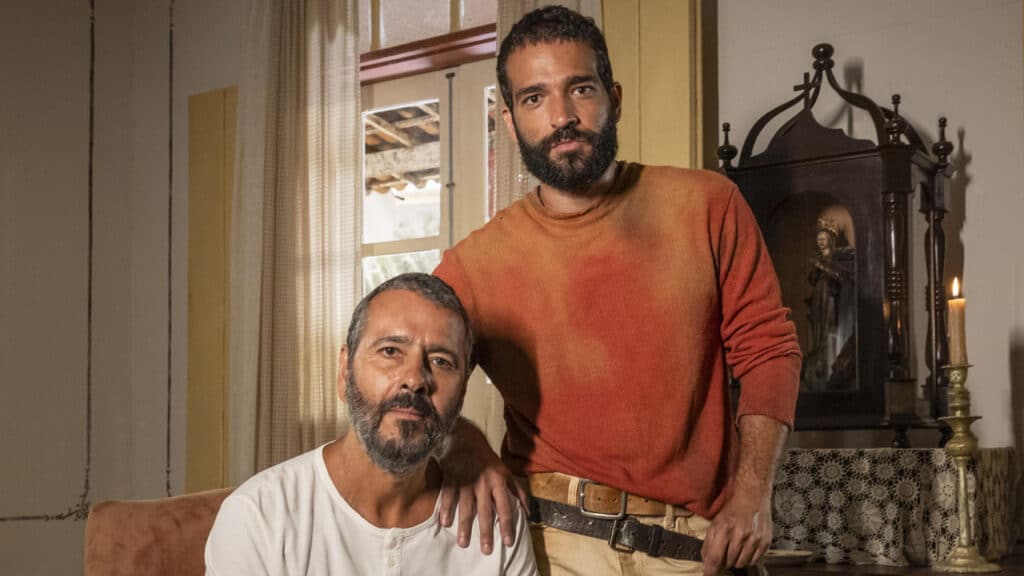 Marcos Palmeira e Humberto Carrão como José Inocêncio nas 2ª e 1ª fase de Renascer, nova novela das 21h da Globo