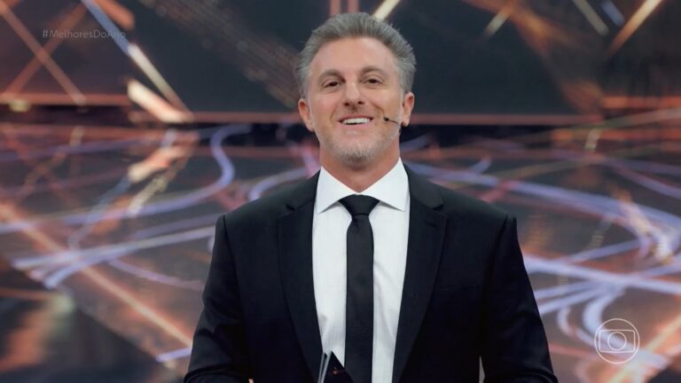 Foto do apresentador Luciano Huck no Melhores do Ano