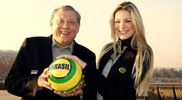 Foto de Milton Neves e Renata Fan