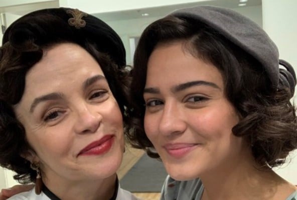 Foto de Giullia Buscacio e Luciana Braga, atrizes que fizeram Renascer