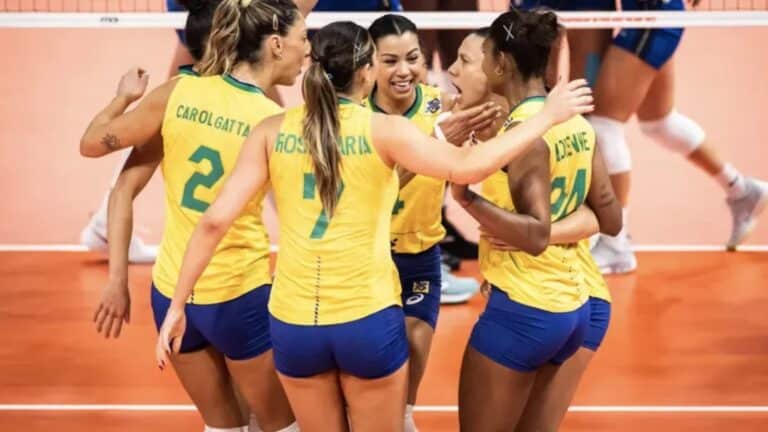 Foto de jogadores da Seleção Brasileira de Vôlei