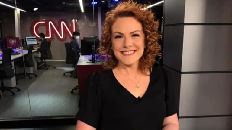 Foto de Thais Arbex na CNN Brasil