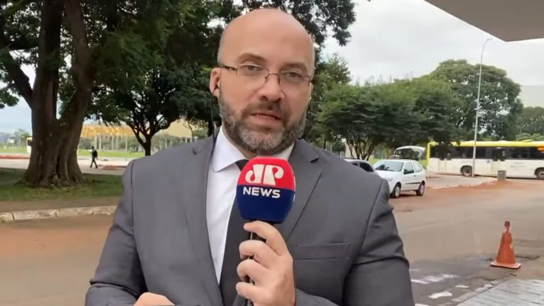 Foto de Nilo Martins na Jovem Pan News