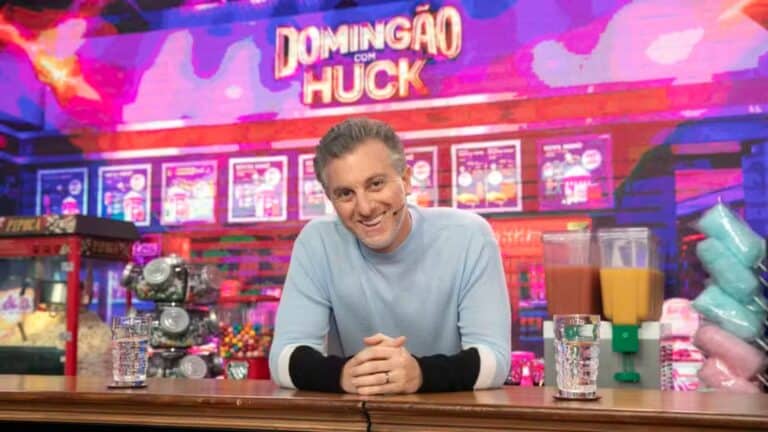 Foto de Luciano Huck no Domingão