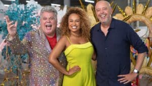 Foto de Milton Cunha, Karine Xavier e Alex Escobar no Carnaval da Globo