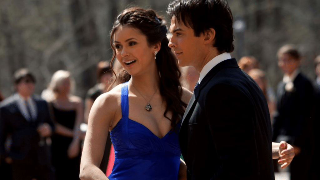 Elena e Damon e cena de The Vampire Diaries