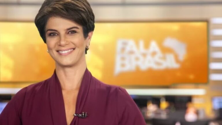 Foto de Mariana Godoy na bancada do Fala Brasil, na Record