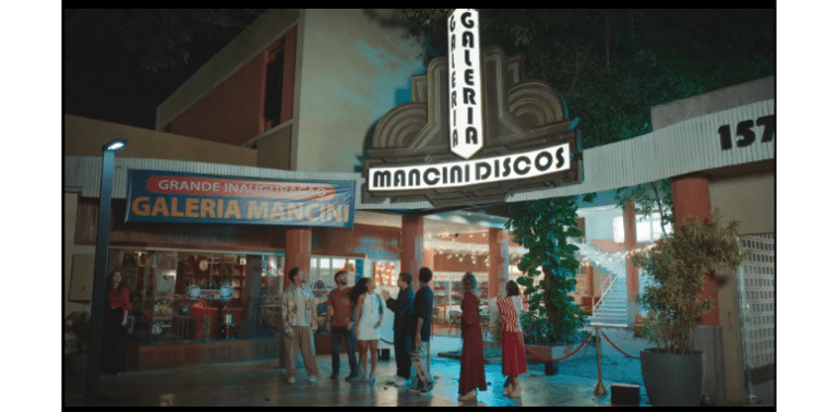 Os irmãos Mancini inauguram a nova Galeria Mancini em Família é Tudo